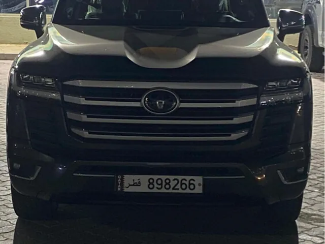 صورة 2023 تويوتا لاند كروزر VXR