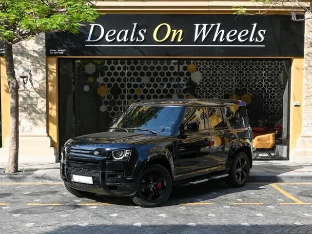 Photo of 2023 Land Rover Defender 110 HSE