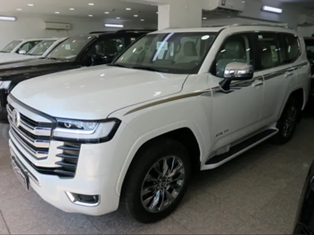 Photo of 2023 Toyota Land Cruiser VXR
