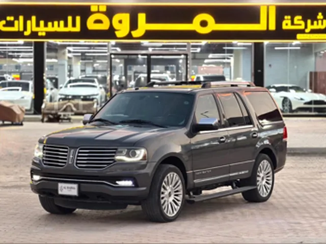 Photo of 2016 Lincoln Navigator