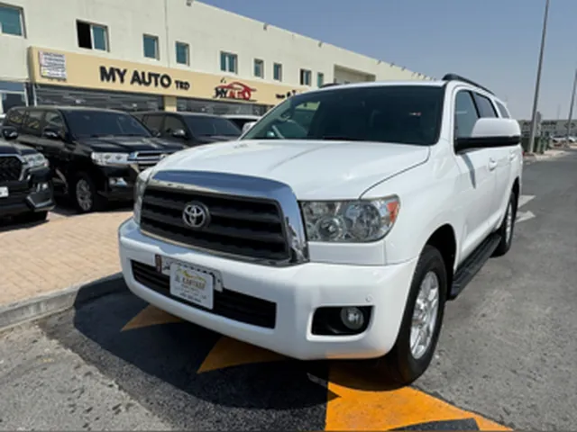 Photo of 2014 Toyota Sequoia