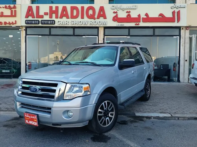Photo of 2011 Ford Expedition