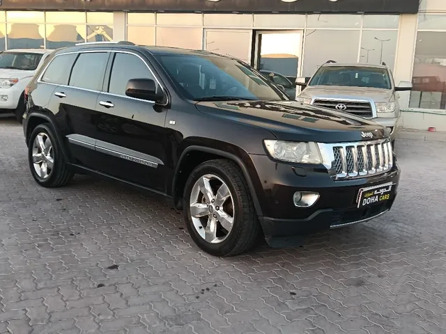 صورة 2012 جيب شيروكي تريلهوك