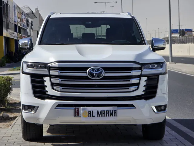 Photo of 2025 Toyota Land Cruiser VXR
