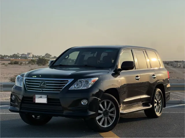صورة 2011 لكزس LX 570