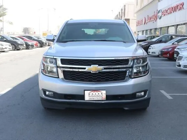 Photo of 2016 Chevrolet Suburban LS