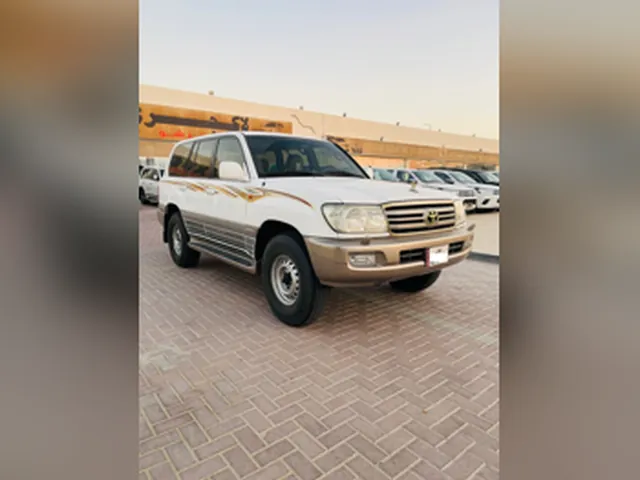 صورة 2006 تويوتا لاند كروزر VXR