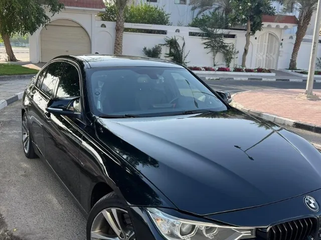 صورة 2013 بي إم دبليو الفئة الثالثة 328i