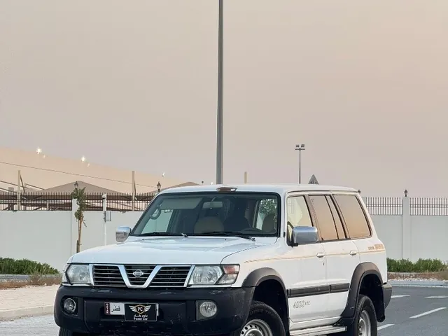 صورة 1998 نيسان باترول