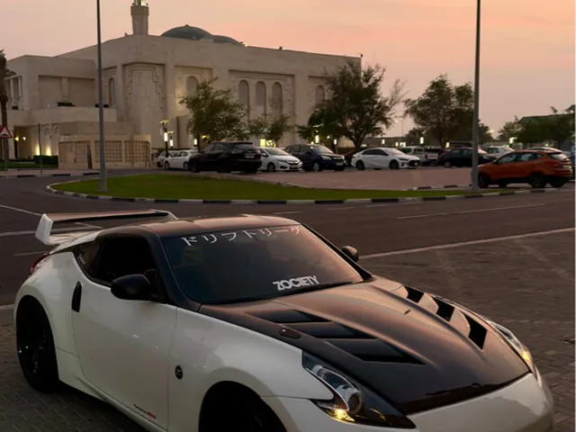 صورة 2018 نيسان 370Z