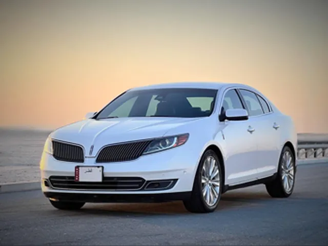 Photo of 2015 Lincoln MKS