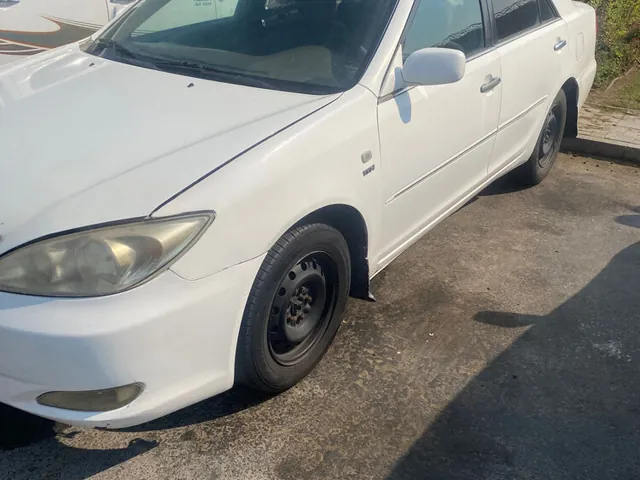 Photo of 2004 Toyota Camry GL