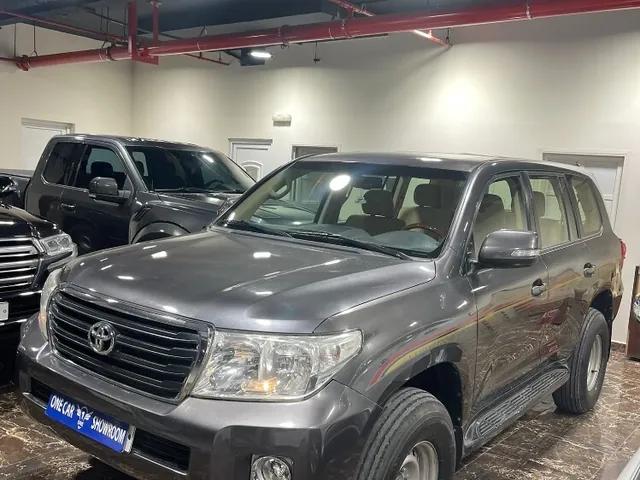 Photo of 2012 Toyota Land Cruiser GX