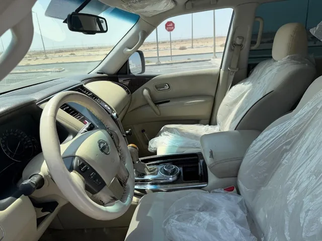 Photo of 2012 Nissan Patrol SE