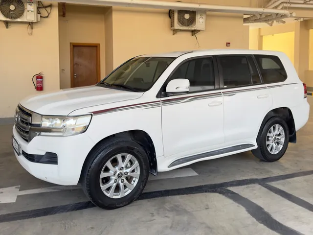 Photo of 2020 Toyota Land Cruiser GXR
