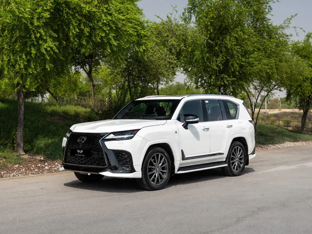 Photo of 2024 Lexus LX 600 F Sport