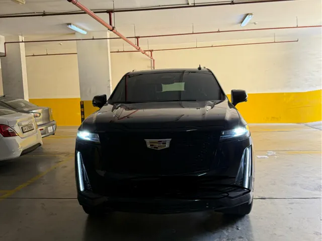 Photo of 2024 Cadillac Escalade 600