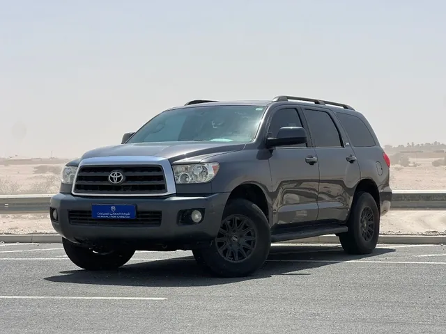 Photo of 2014 Toyota Sequoia