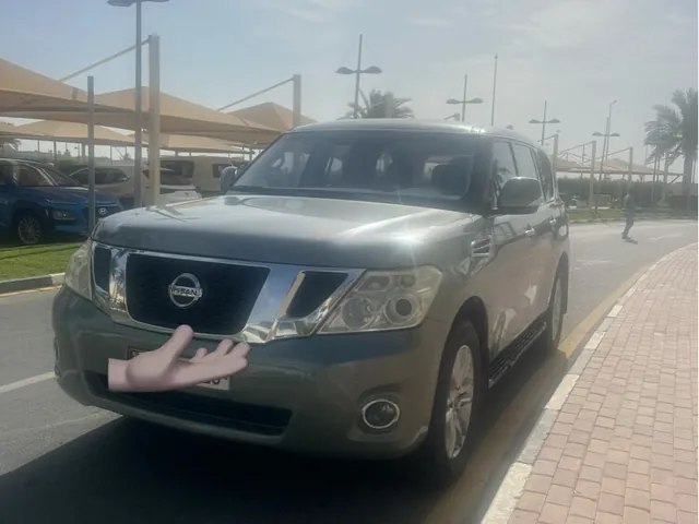 Photo of 2010 Nissan Patrol LE