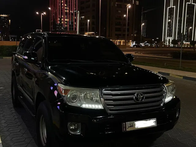 صورة 2009 تويوتا لاند كروزر VXR