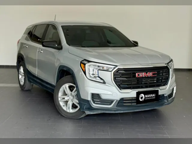 Photo of 2022 GMC Terrain SLE