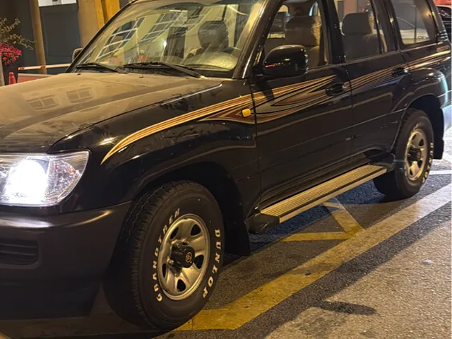Photo of 2006 Toyota Land Cruiser GX