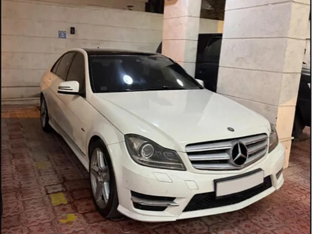 Photo of 2012 Mercedes-Benz C 200