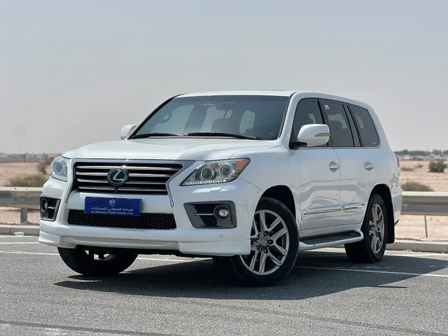 Photo of 2014 Lexus LX 570
