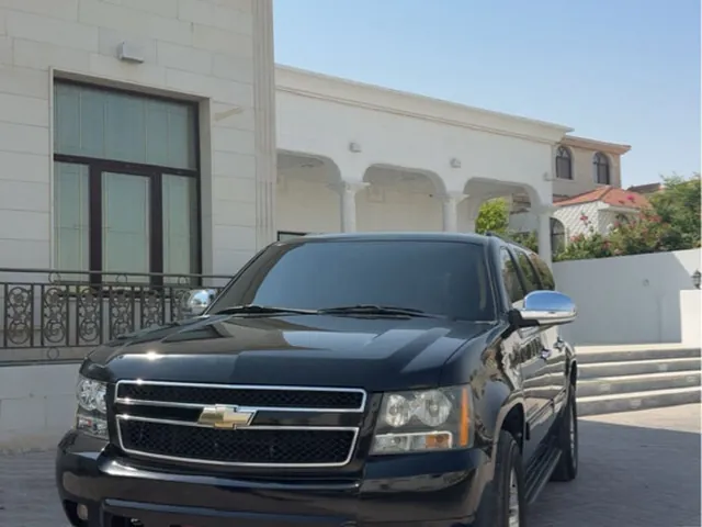 Photo of 2011 Chevrolet Suburban LS