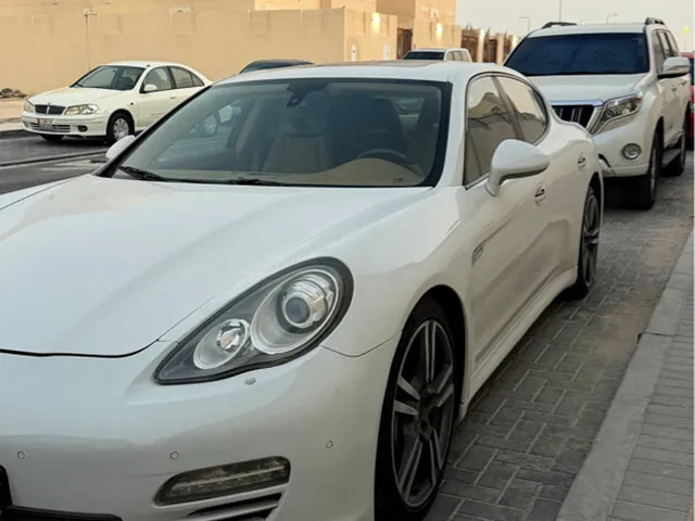 Photo of 2013 Porsche Panamera S
