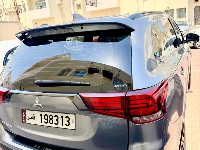 Photo of 2022 Mitsubishi Outlander Black Edition