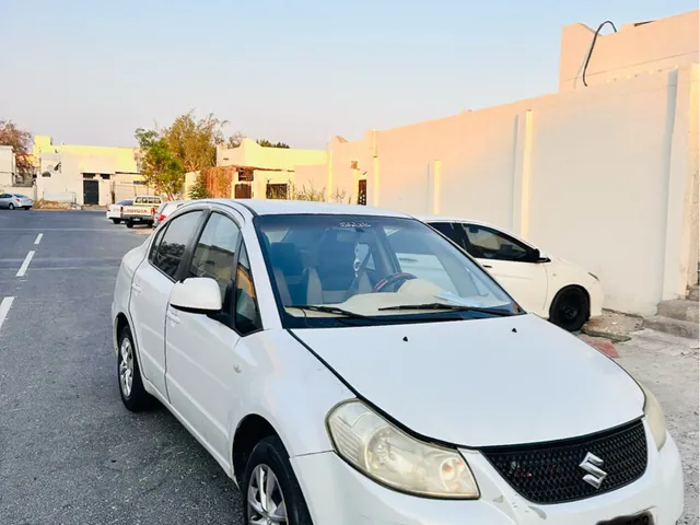 صورة 2011 سوزوكي SX4