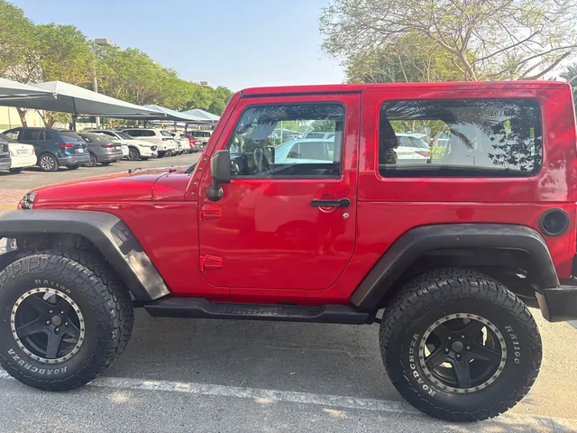 Photo of 2014 Jeep Wrangler Sahara