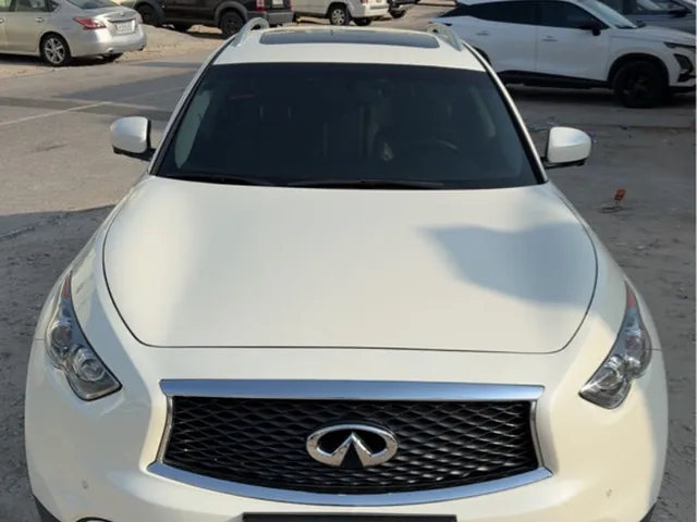 Photo of 2019 Infiniti Q70 S