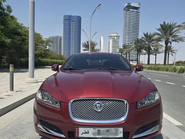صورة 2012 جاكوار XF S