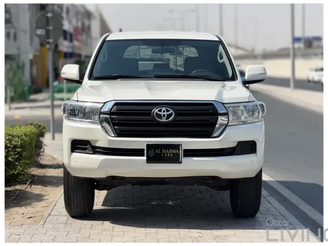 Photo of 2017 Toyota Land Cruiser GX