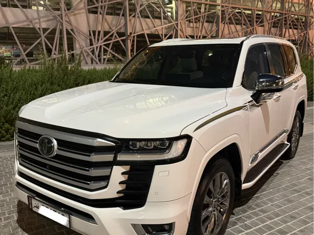 Photo of 2023 Toyota Land Cruiser VXR