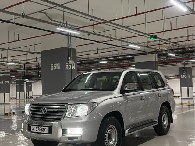 Photo of 2011 Toyota Land Cruiser VXR