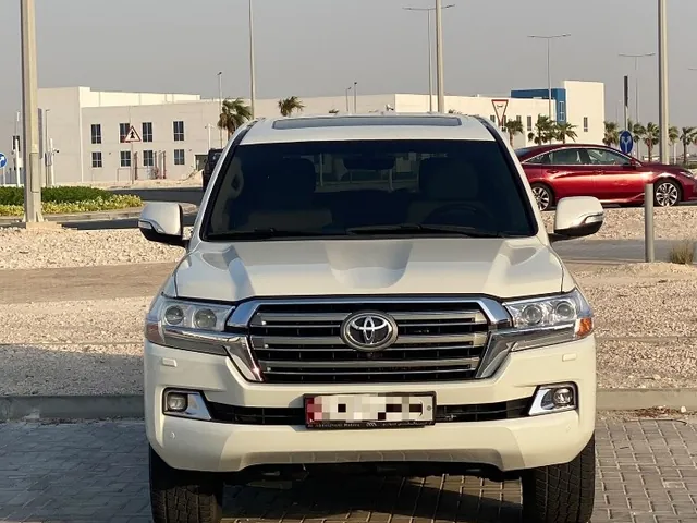 Photo of 2017 Toyota Land Cruiser VXR
