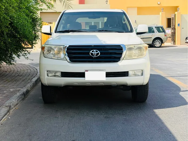 Photo of 2011 Toyota Land Cruiser GX