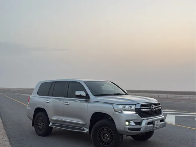 Photo of 2017 Toyota Land Cruiser GX