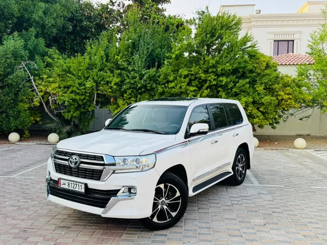 Photo of 2020 Toyota Land Cruiser GXR