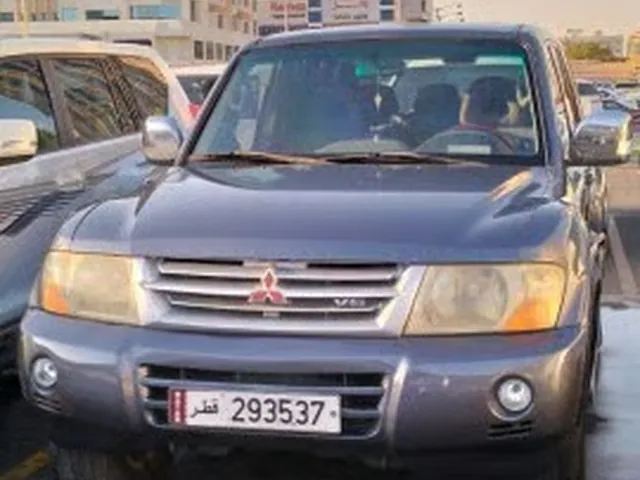 Photo of 2005 Mitsubishi Pajero 3.5