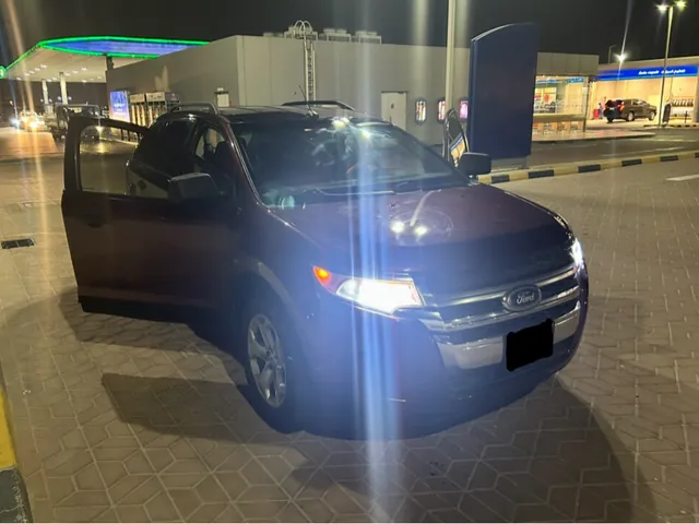Photo of 2011 Ford Edge SEL
