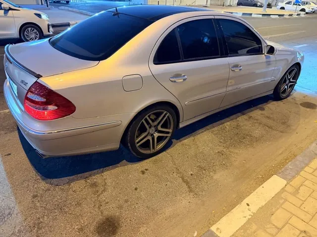 صورة 2006 مرسيدس-بنز E 280