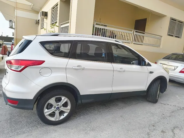 صورة 2015 فورد إسكيب