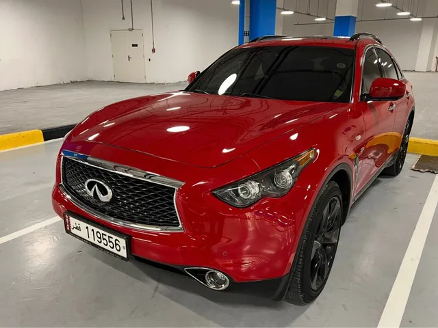صورة 2017 إنفينيتي QX70