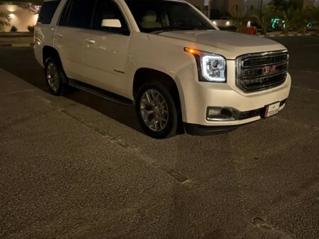 صورة 2015 جي إم سي يوكون XL SLT