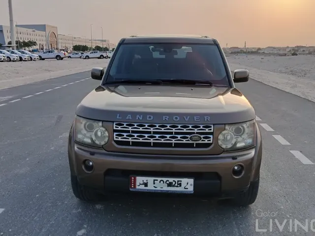 Photo of 2013 Land Rover LR4