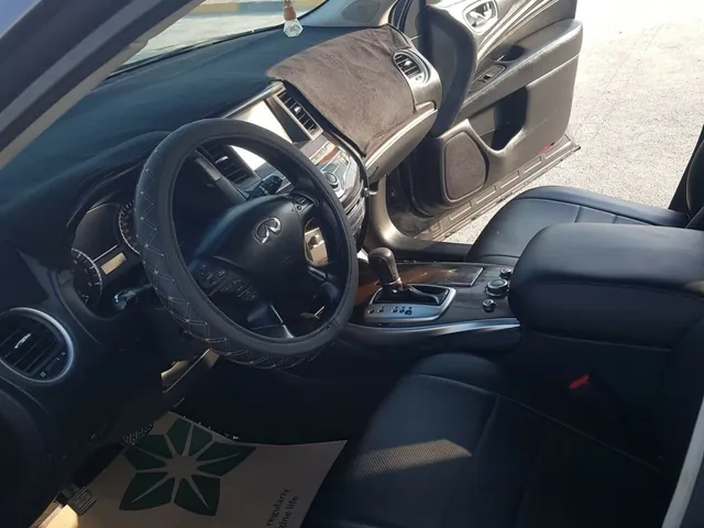 Photo of 2014 Infiniti Q60 S